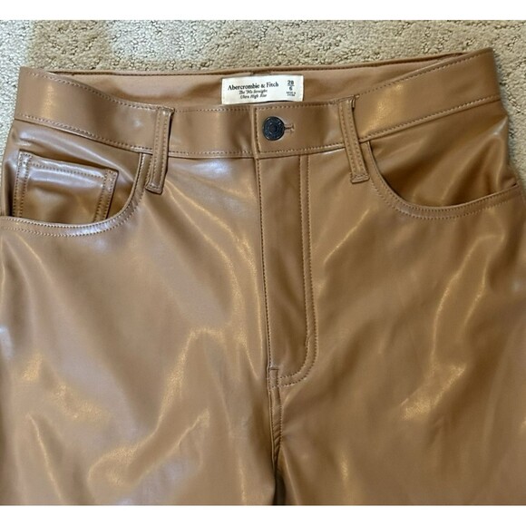 Abercrombie Curve Love The 90s Straight Ultra High Rise Faux Leather Carmel Sz 6 - Picture 6 of 9